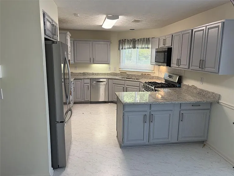 3089 Commons Xing — Photo 4