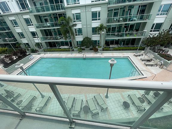 5th image of 912 Channelside Dr Unit 2518