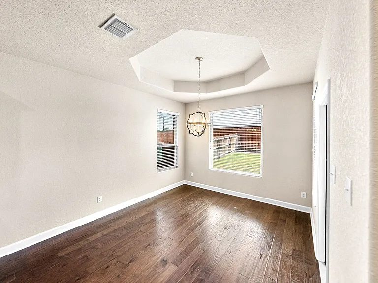 2068 Tejas Pecan — Photo 14