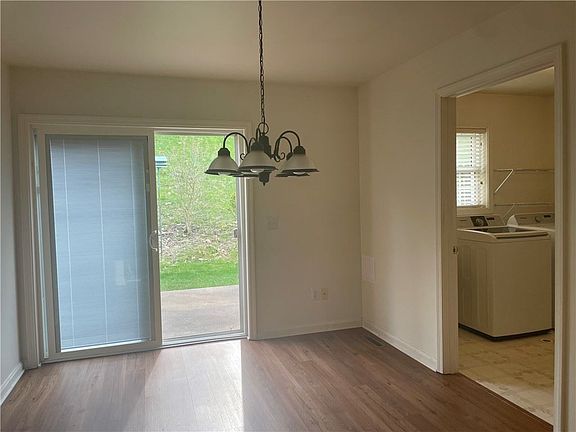 4th image of 108 Village Ct S