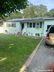 931 Narragansett Avenue, East Patchogue, NY, 11772