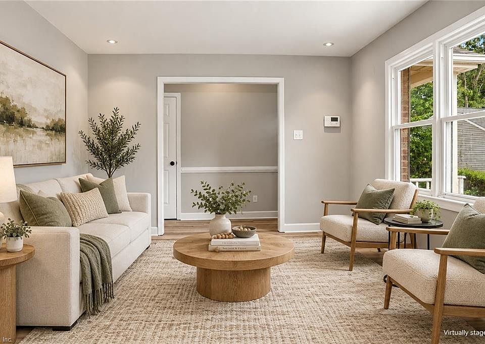 1st image of 805 Fordson Way