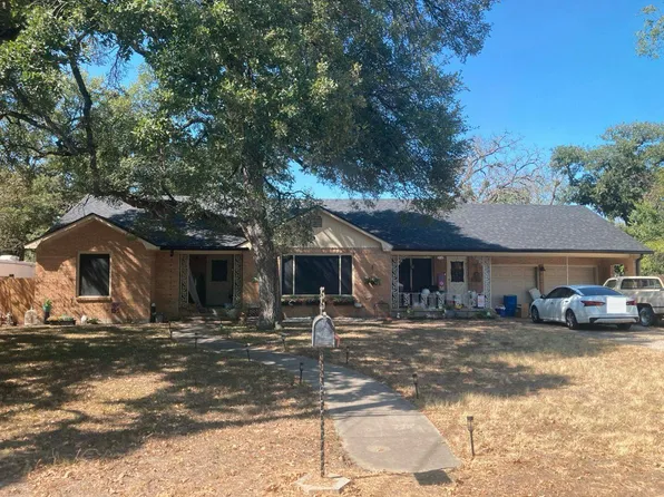 216 N Lakeview Dr, Waco, TX 76705
