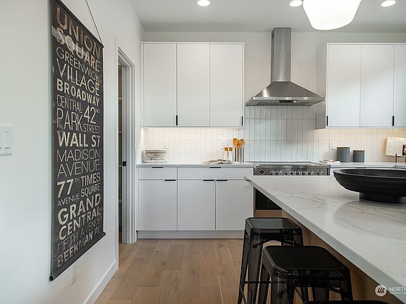 3rd image of 6234 5th Avenue NW