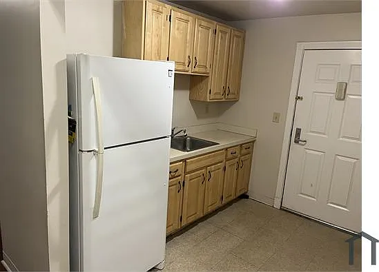 616 Kossuth St #1A — Photo 7