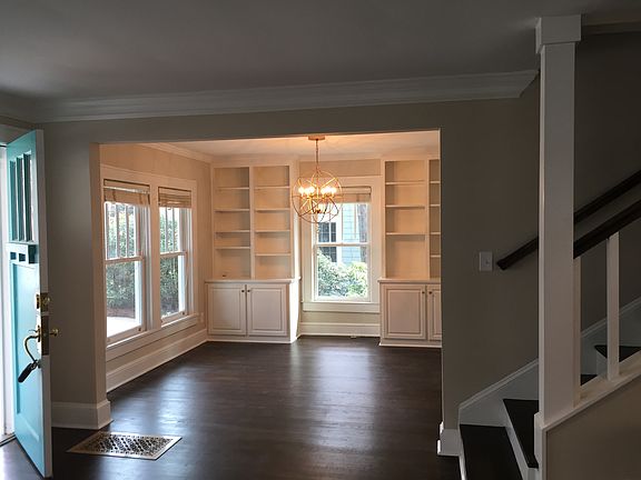5th image of 319 Delmont Dr NE