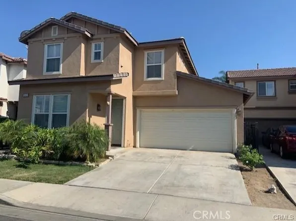 212 Jessica Ln, Corona, CA 92882