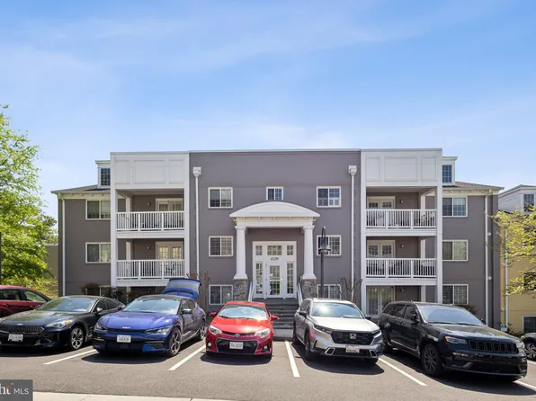 4129 S Four Mile Run Dr Unit 203, Arlington, VA 22204