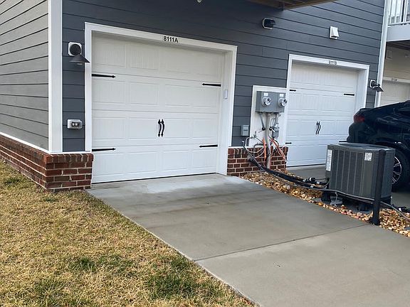 5th image of 8111 Wistar Creek Mews #B