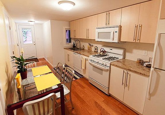 5th image of 189 15th St #1A
