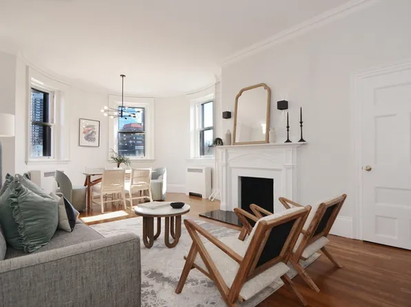 239 Commonwealth Ave APT 52, Boston, MA 02116