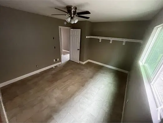 3 bed, 950 sqft, $3,000 — Photo 2