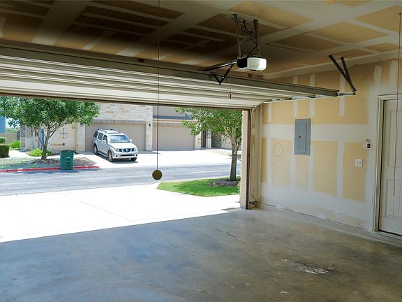 3rd image of 2880 Donnell Dr Unit 801