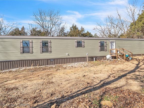 2nd image of 16558 Parks Corner Rd