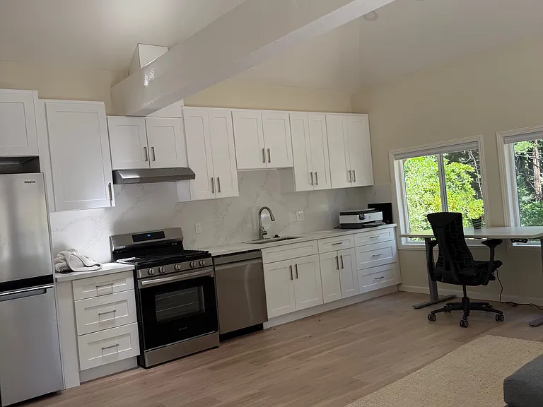 700 Kings Mountain Rd #A1 — Photo 10