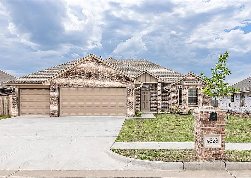 4528 Adobe Ct