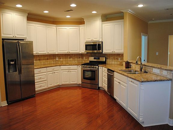 4th image of 5320 Richmond Dr