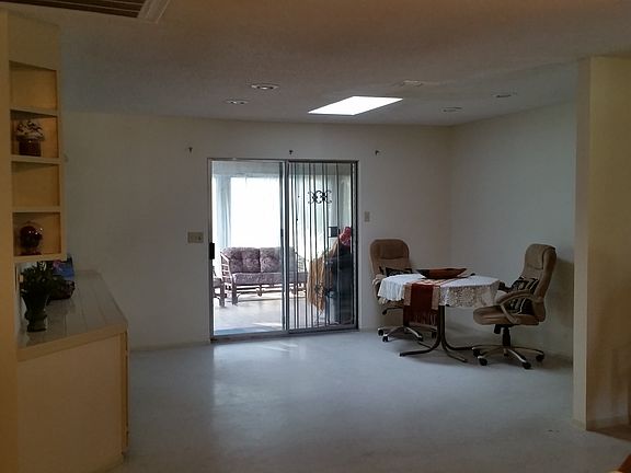 2nd image of 1304 W Texas Ave