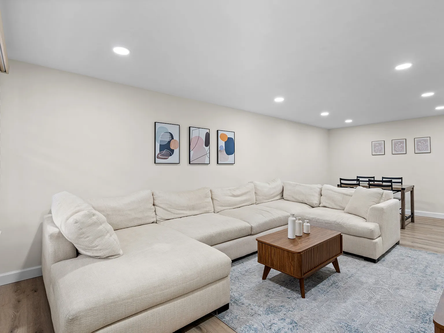 Roanoke Villas — Photo 4