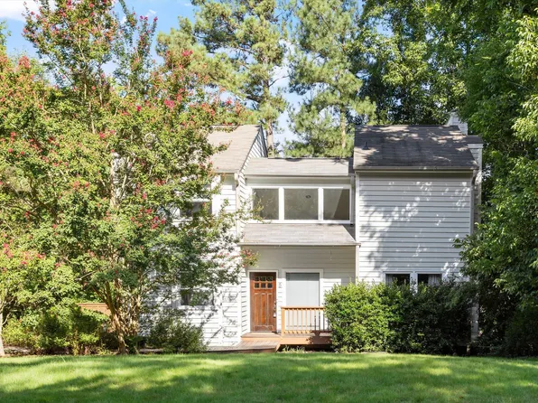 5 Sandstone Ridge Dr, Durham, NC 27713