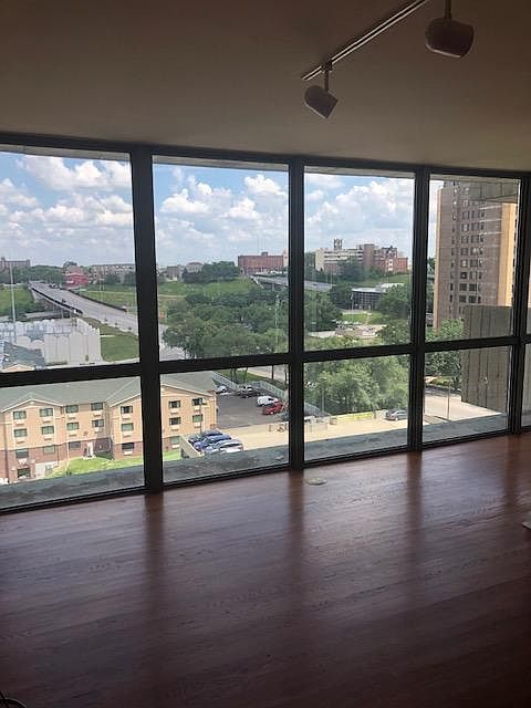 1st image of 600 Admiral Blvd APT 1106