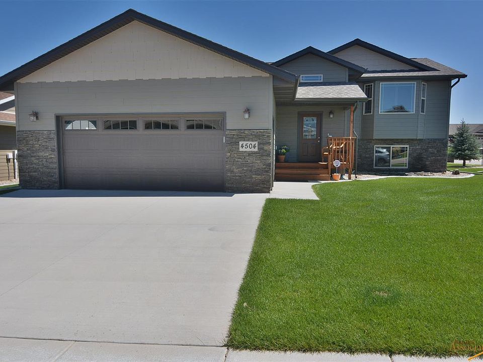 1st image of 4504 Lahinch St