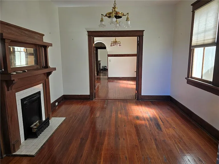 2839 Dabadie St — Photo 3