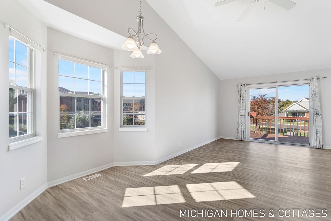 next background image