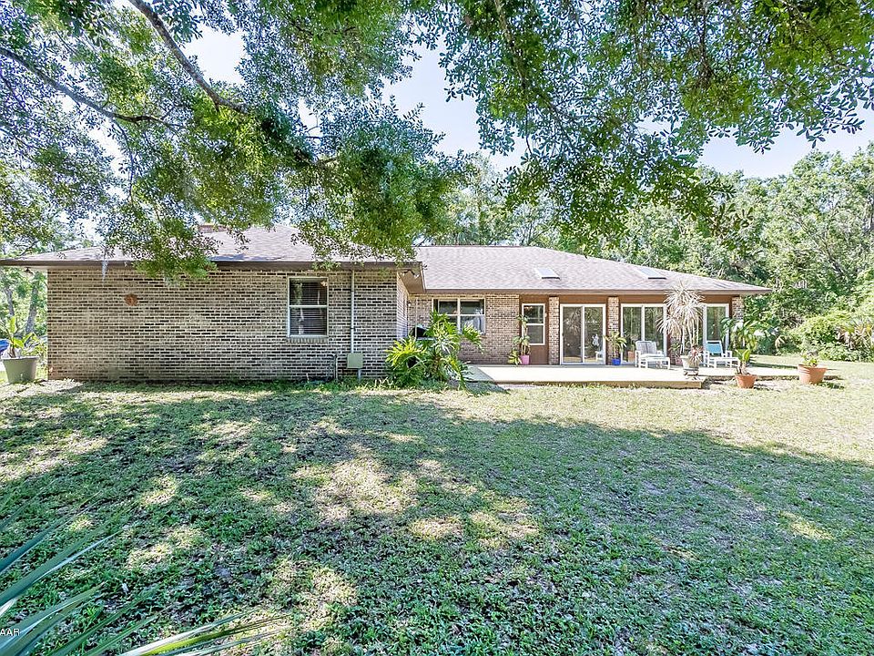 1st image of 1900 Poinsettia Dr