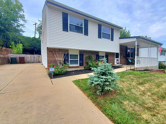 2nd image of 42 Crystal Lake Dr