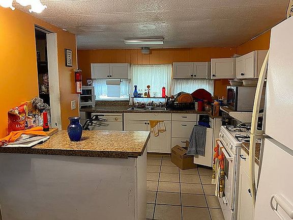 4th image of 155 Bonny Shores Dr #155