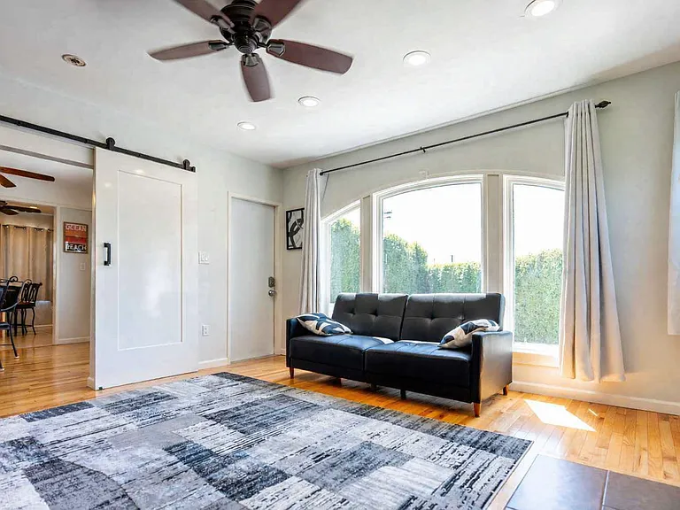 4629 Soria Dr — Photo 13