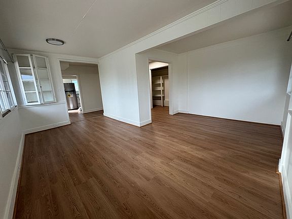 2nd image of 727 Spencer St #3