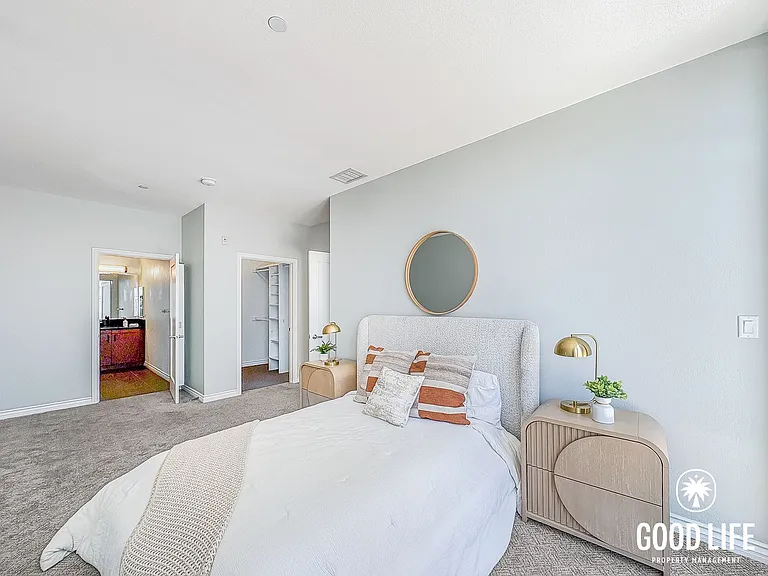 875 G St #804 — Photo 15
