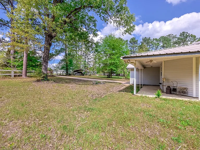 8 Vick Rd — Photo 27