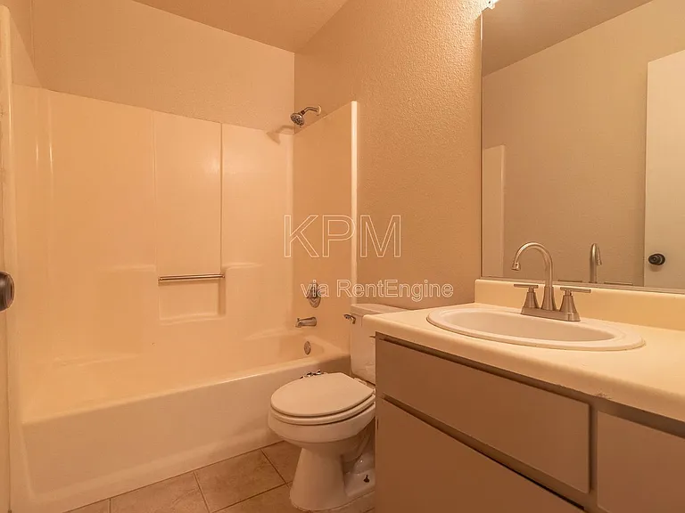 1311 W Century Blvd #42 — Photo 16