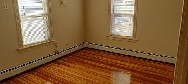 29 Collegeview Ave — Photo 2