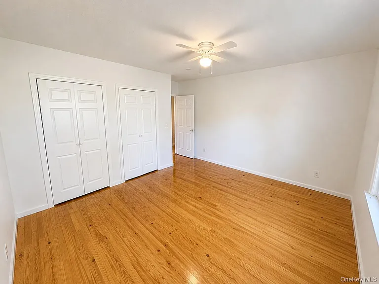 52 Hoffman Ln — Photo 12