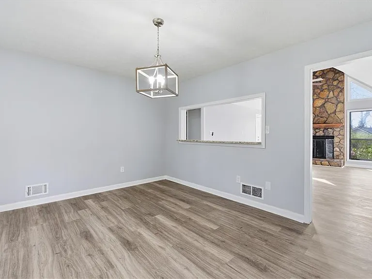 4380 Cary Dr — Photo 10