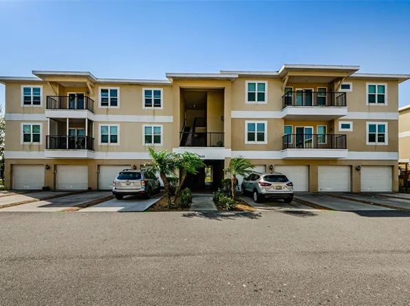 5088 Royal Palms Way APT 202, New Port Richey, FL 34652