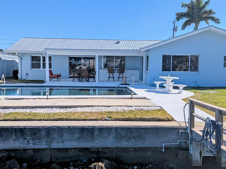 820 Capri Blvd — Photo 21