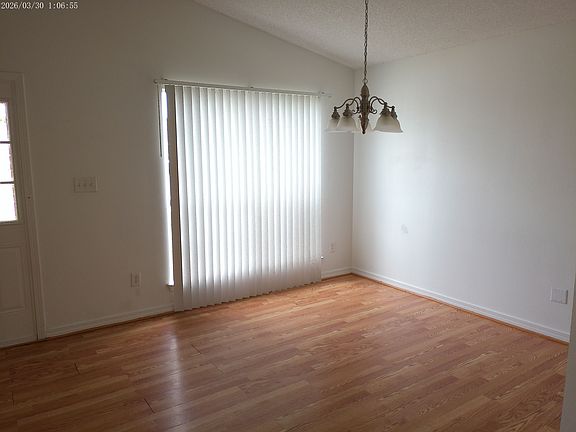 4th image of 5121 Cocoa Dr