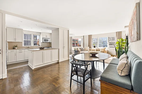 Sold by Compass | media 1