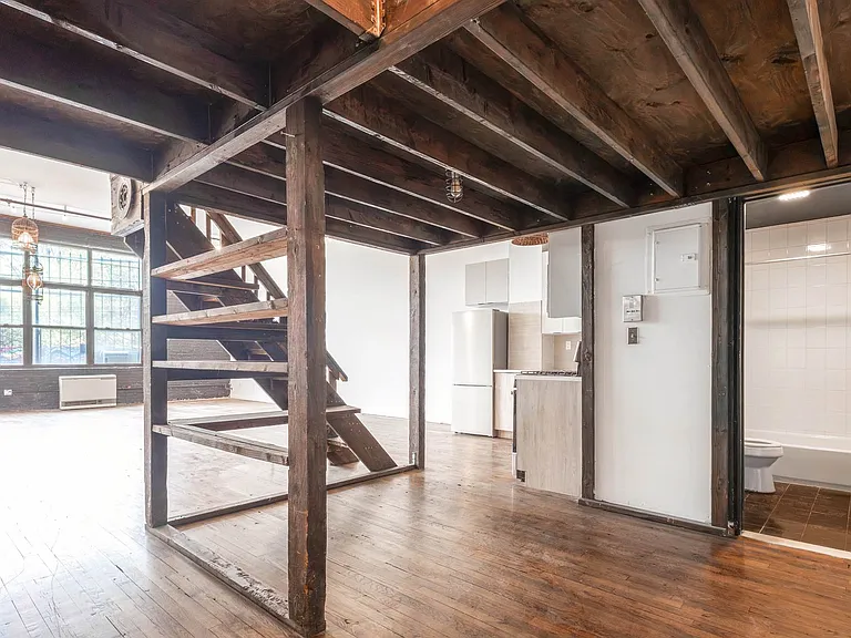 260 Moore St #110 — Photo 1