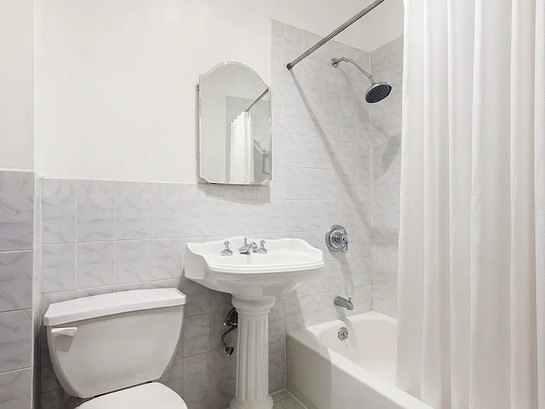 47 Decatur St #1 — Photo 5