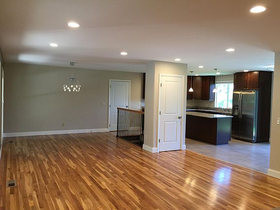 3rd image of 13141 Cannes Dr