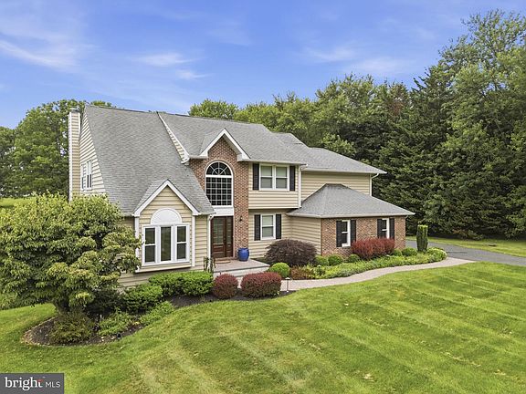 4th image of 2713 Meadow Tree Dr