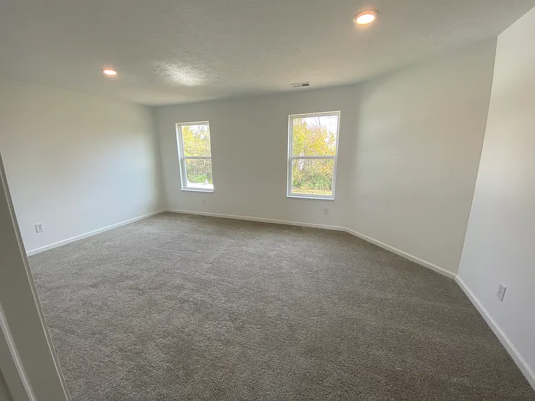 4289 Ashworth Ln — Photo 20