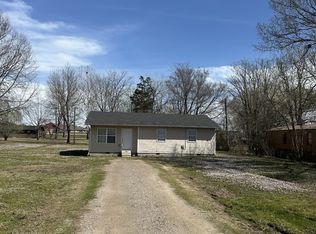 604 Morris St, Pocola, OK 74902