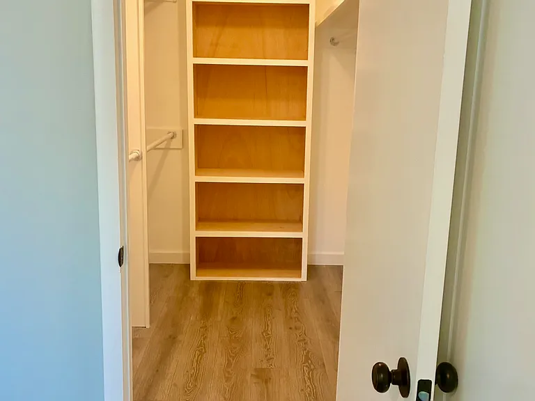 28 Sebastian Ave #C — Photo 8